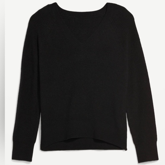 NWT! Women’s Black V-Neck Shaker-Stitch Cocoon Sweater - Multiple Sizes - Picture 4 of 8